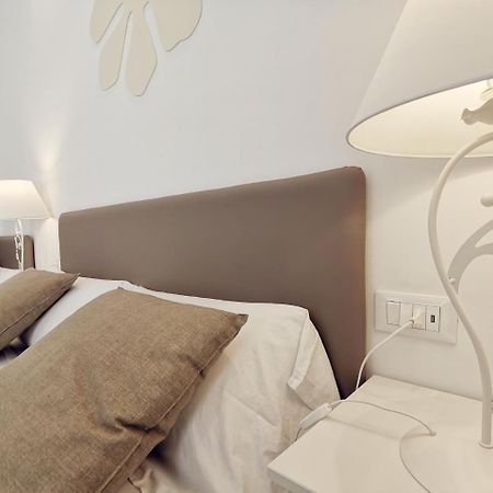 Flos Guest House Lucera Ngoại thất bức ảnh