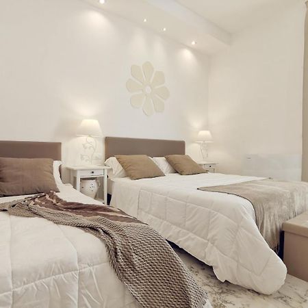 Flos Guest House Lucera Ngoại thất bức ảnh